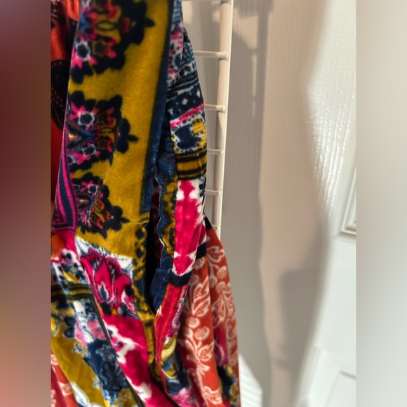 XS, fits like M Anthropologie Velvet Joggers Pants Victorian Patchwork Boho - Picture 7 of 8